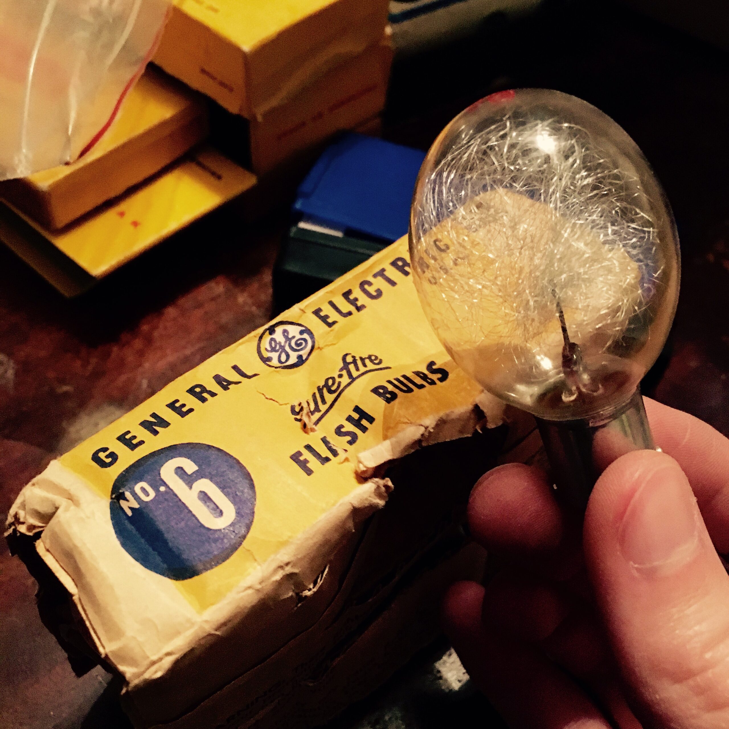 GE no.6 Sure-Fire Flash Bulbs
